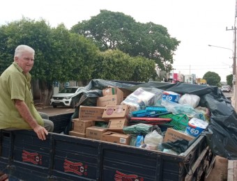 Paróquia São José de São José dos Quatro Marcos envia doação ao Seminário Maior São José.