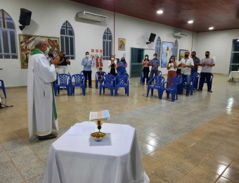PASTORAL FAMILAR ENCERRA O MÊS VOCACIONAL COM ENCONTROS DE NOIVOS EM COMODORO.
