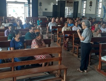 Formação de leigos