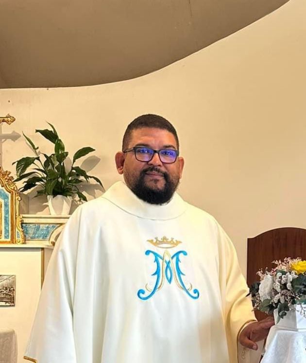 Pe. Alex Catarino de Campos